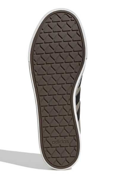 унисекс ADIDAS SPORTSWEAR р-р 39,1/3, нови с кутия, естествена кожа