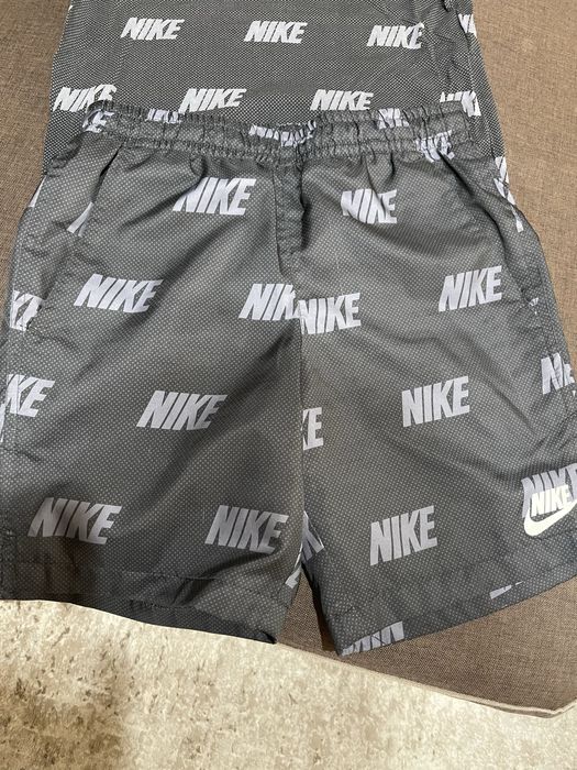Комплект на Nike