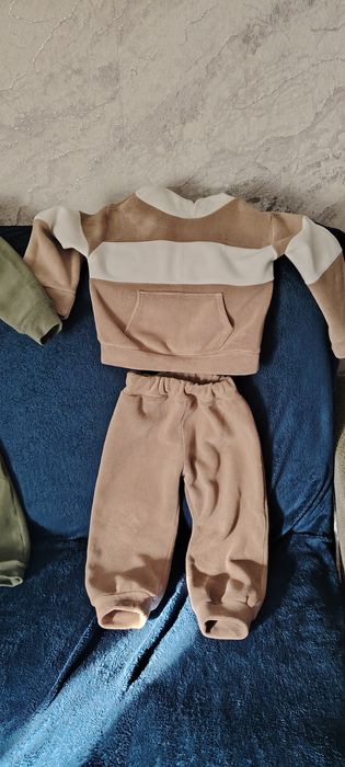 Детская одежда на 3 - 4 года