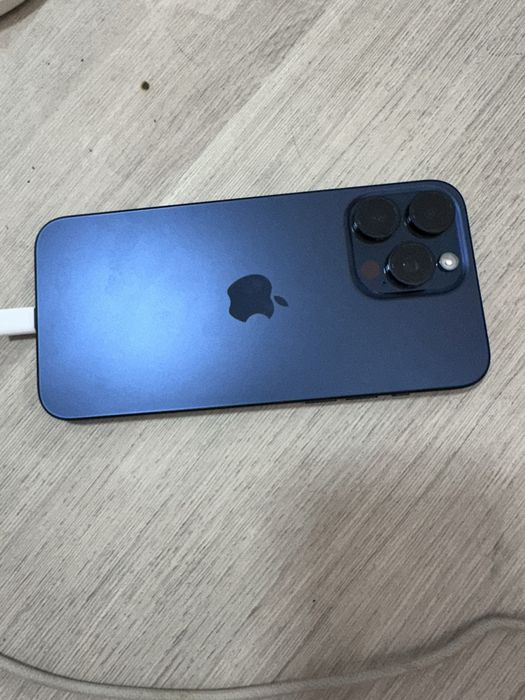 iPhone 15 Pro Max