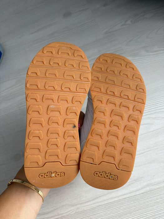 маратонки размер 28,5 Adidas