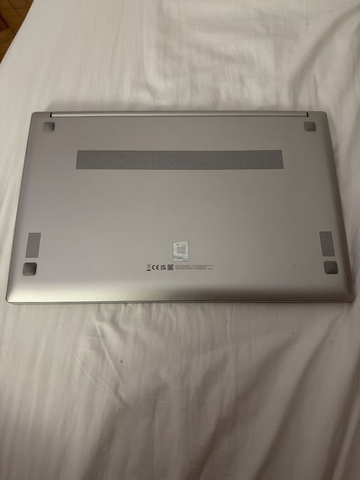 Laptop Samsung Galaxy Book 750XDA