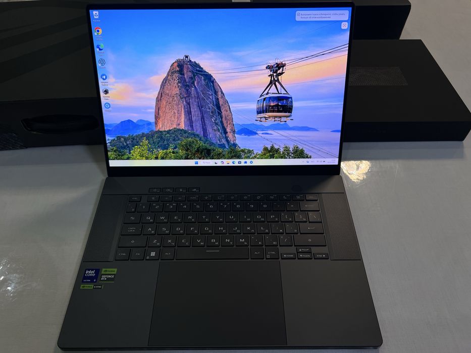 Asus Rog Zyphirus G16