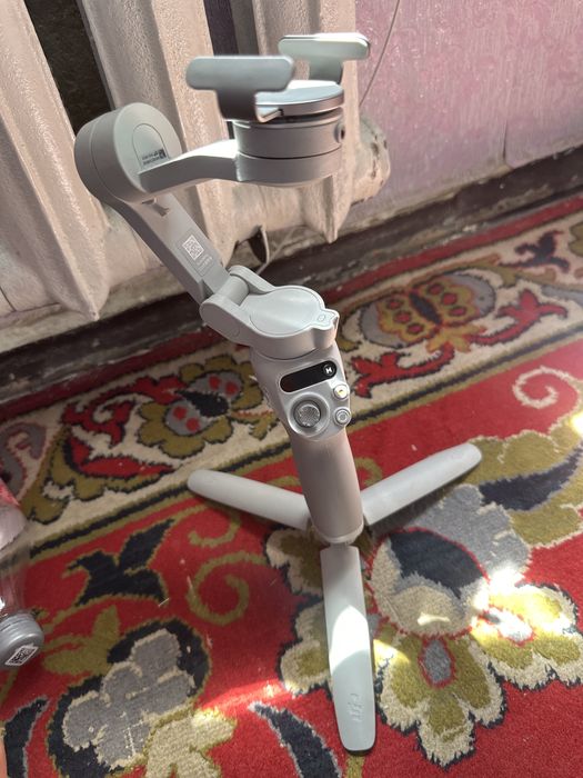 Stabilizator osmo mobile se
