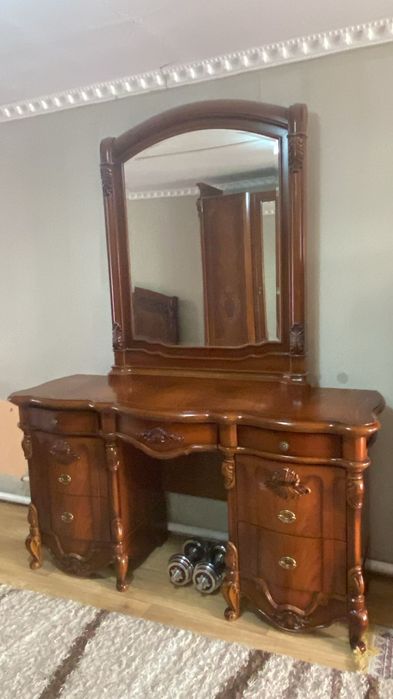 Спальная гарнитура