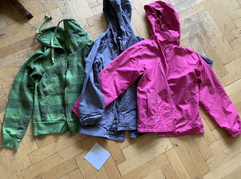 Връхни дрешки 134