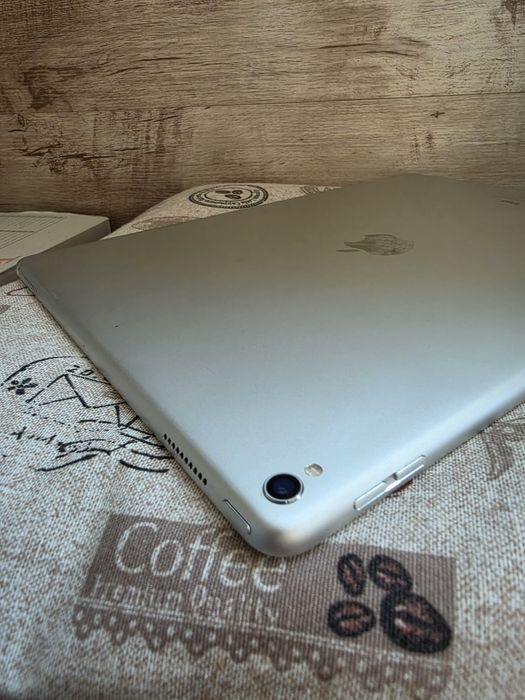 iPad Pro 12.9 inch 2nd Gen 64Gb Silver