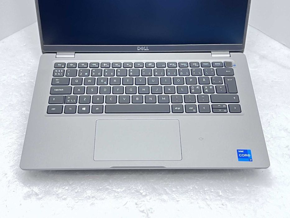 Реновиран лаптоп Dell Latitude 5420 14" i7-1165G7 32GB 1TB /-> Отличен