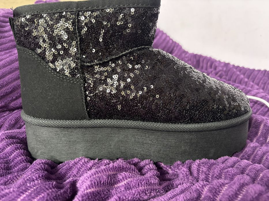 Зимни обувки с пайети