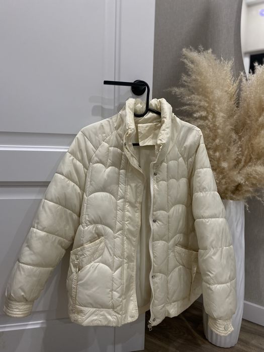 Продам куртки весна-осень