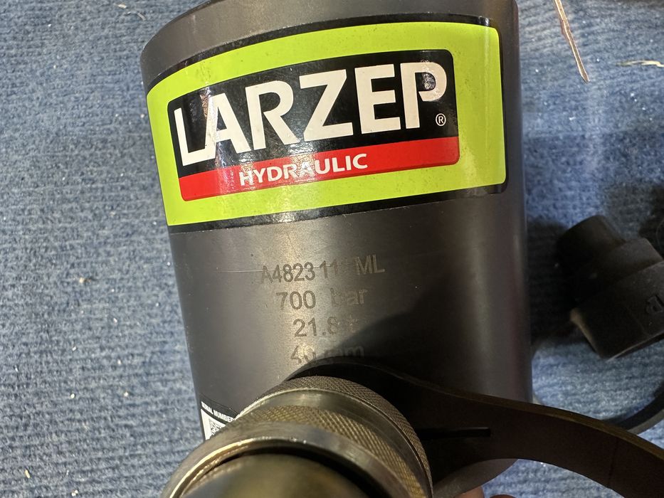 Хидравличен крик Enerpac 20 тона