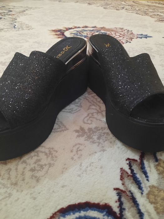 Новые тапочки на платформе