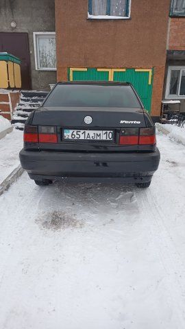 Фольксваген Венто 1.8 моно