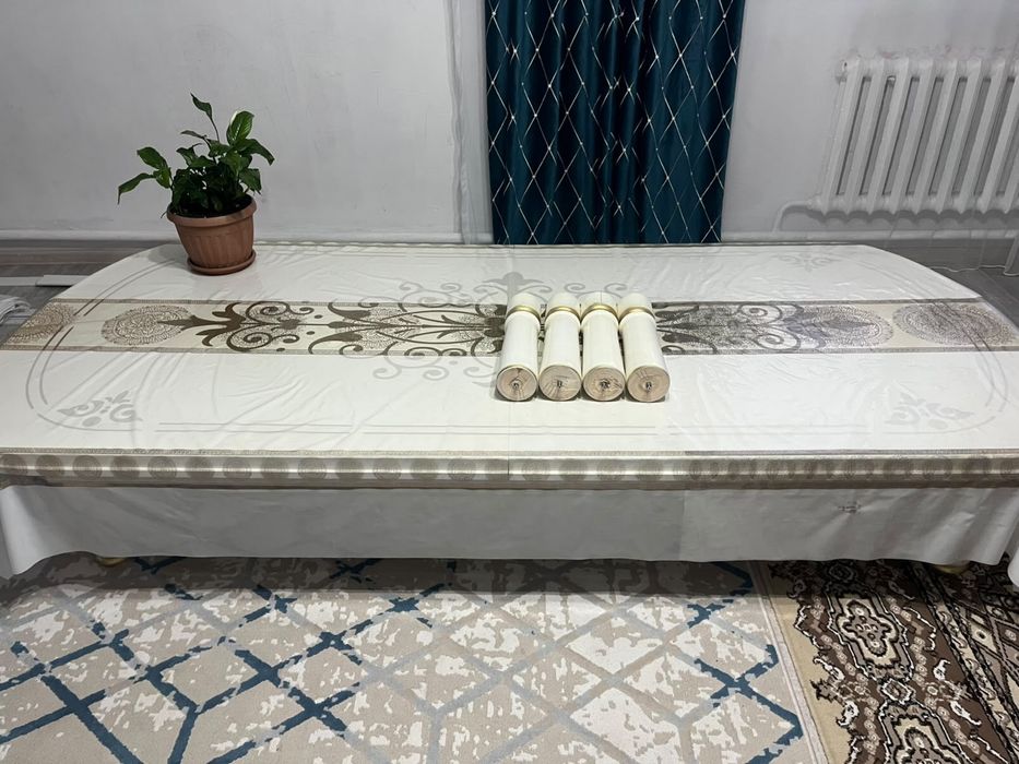 Стол сатылады жагдайы жаксы