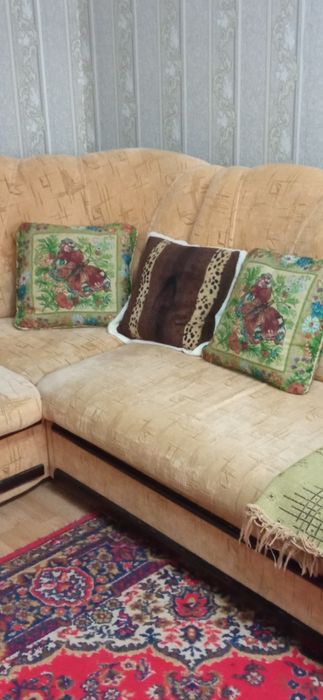 Диванные подушки