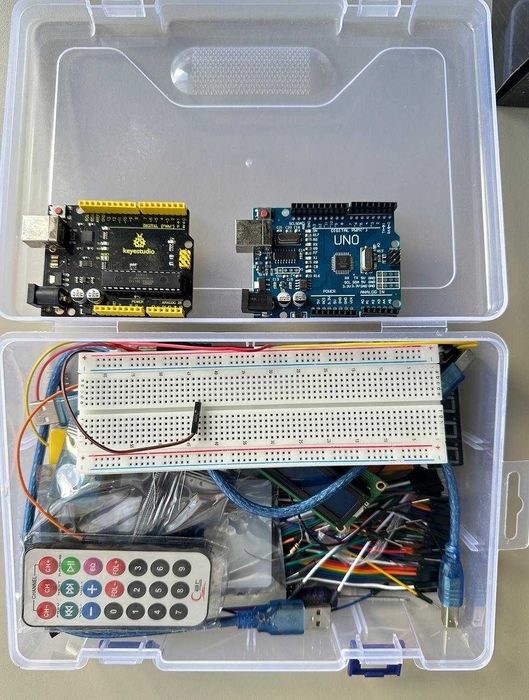 Seturi Arduino UNO pentru robotică – Keyestudio + Kit Arduino