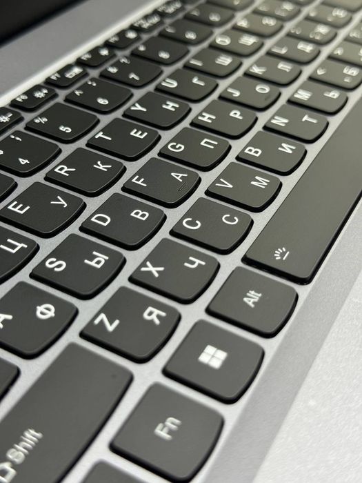 noutbook h Protsessorli