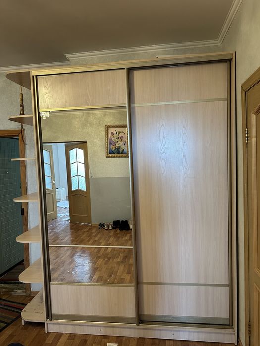 Продам шкаф купе