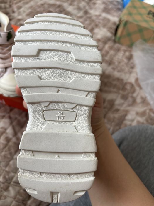 Весенние сапоги для девочки