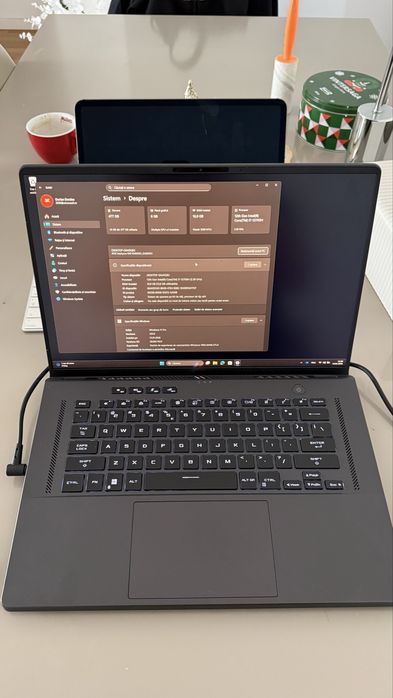 Laptop Gaming ASUS ROG Zephyrus G16 GU603ZU i7 NOU