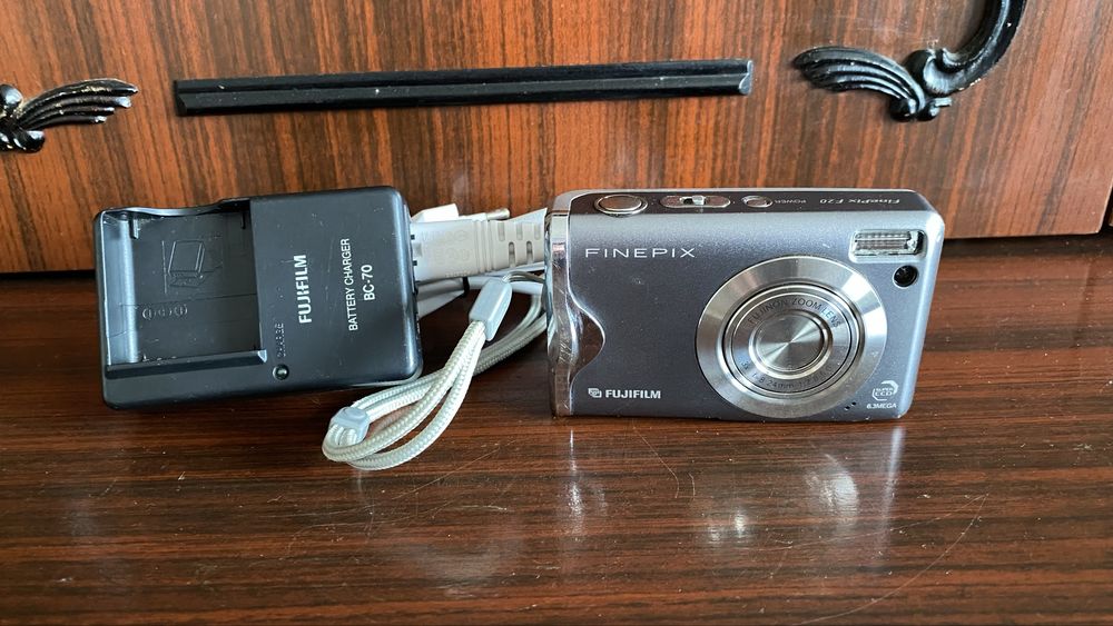 Фотоапарат  FUJIFILM