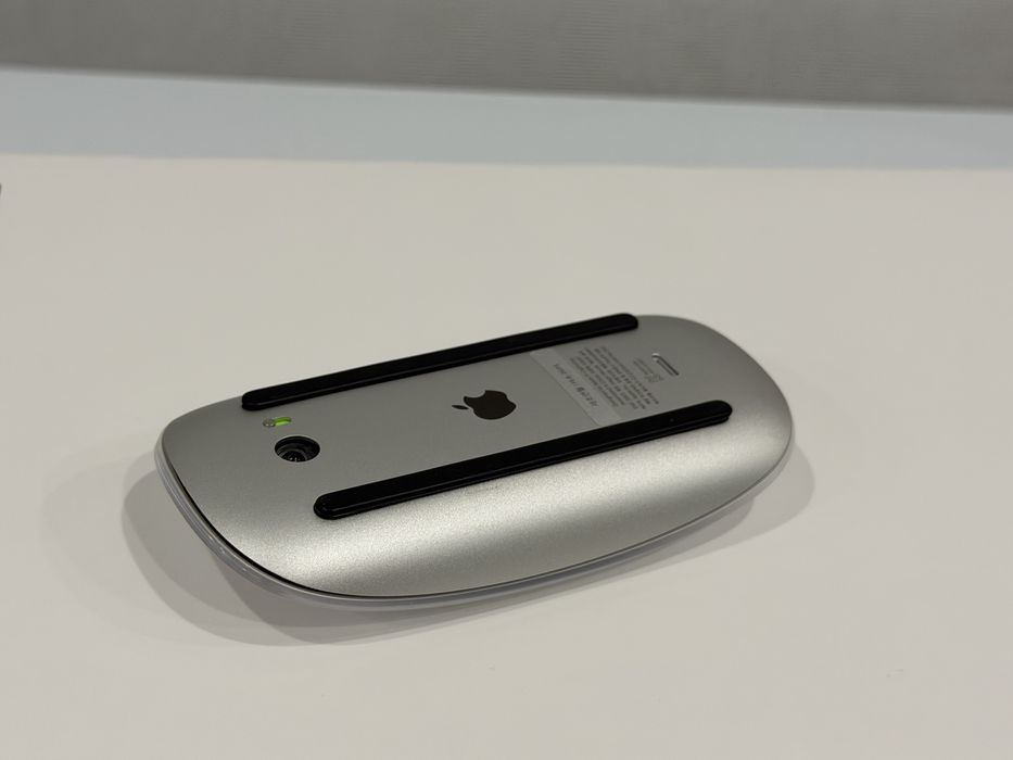 Apple Magic Mouse 2 — оригинал, отличное состояние
