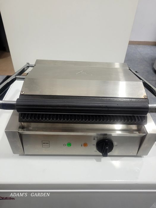 Contact grill, sandwich-maker, grill