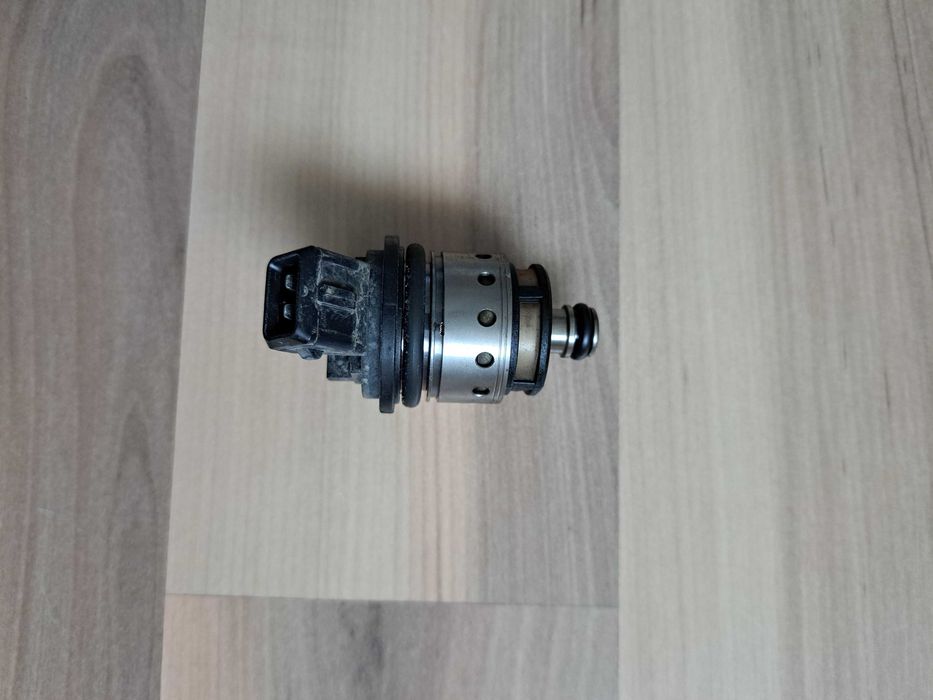 2 броя Газови инжектори за Опел Инсигния 2016