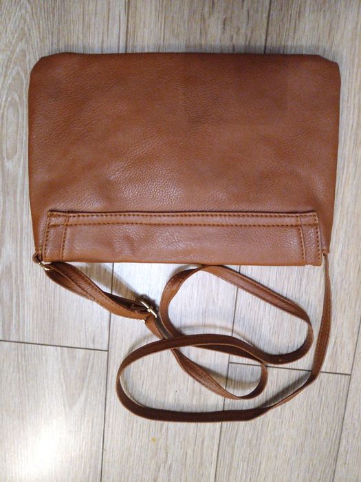 Дамска кожена чанта