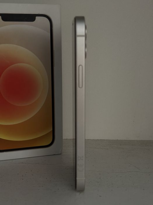 Продам Айфон 12,Apple 12,iPhone 12