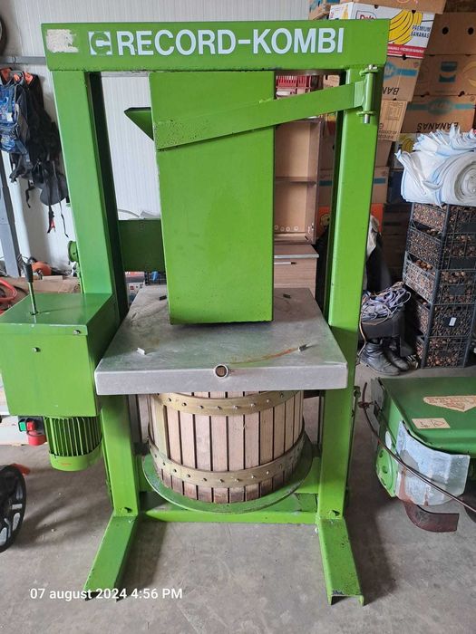 presa tocator fructe