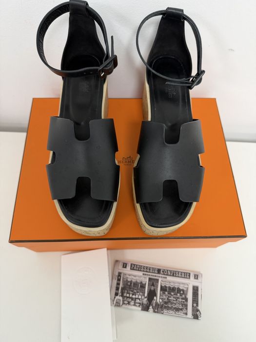 Нови сандали Hermes Paris, 40 номер
