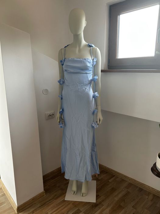 Светлосиня официална рокля размер 36