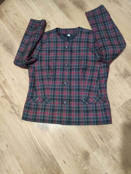 Sacou damă din lână fina scoțian Edinburgh mărimea L