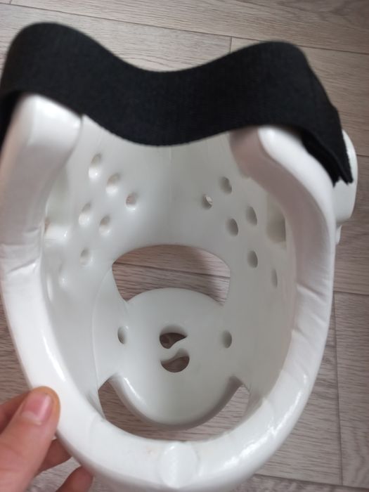 Продам шлем для таеквандо