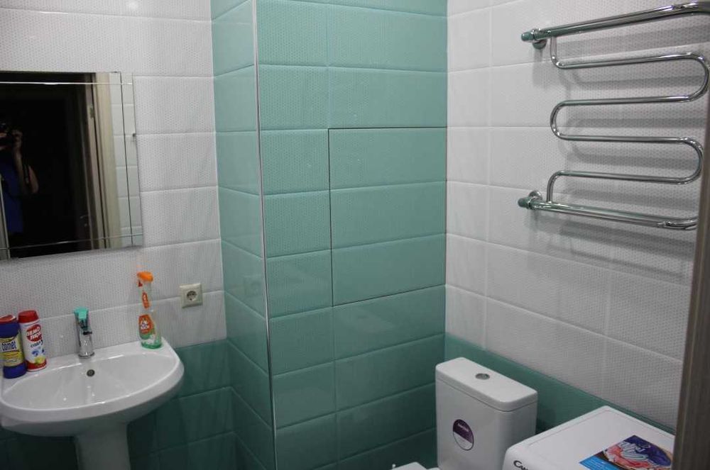 Сдаётся 1 ком. В 11 микрорайоне