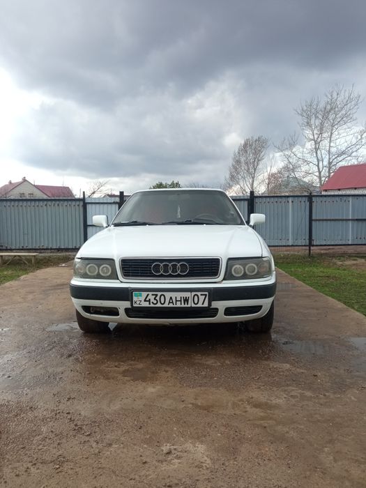 Продам Ауди 80 б4