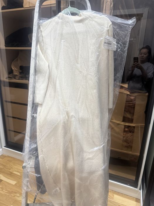 Продам платье шерсть Италия