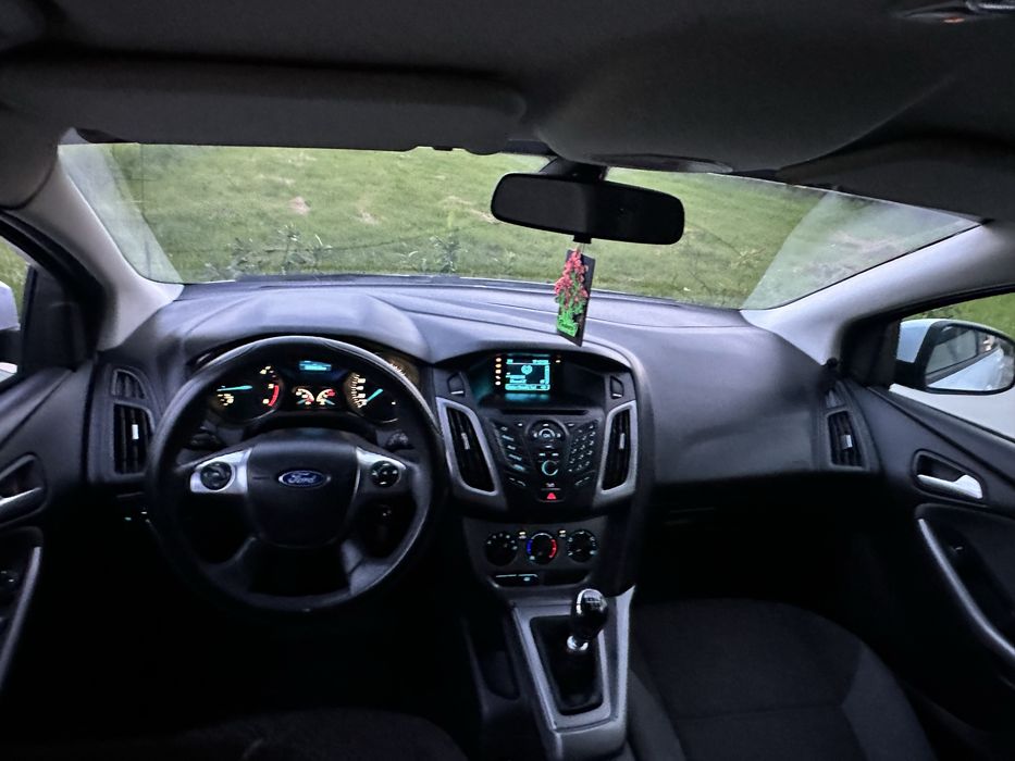 FORD Focus 2014 — imagine 4