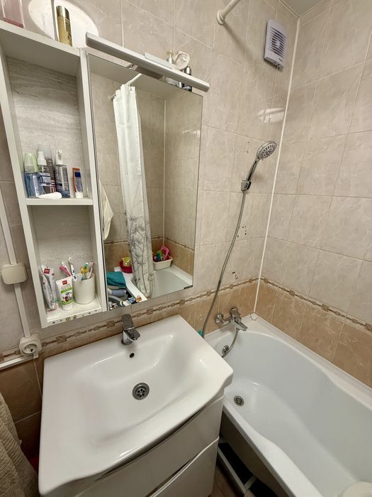 Продается 2 ком квартира