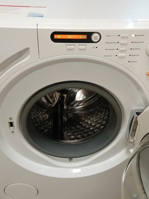 Пералня Miele пчелна пита