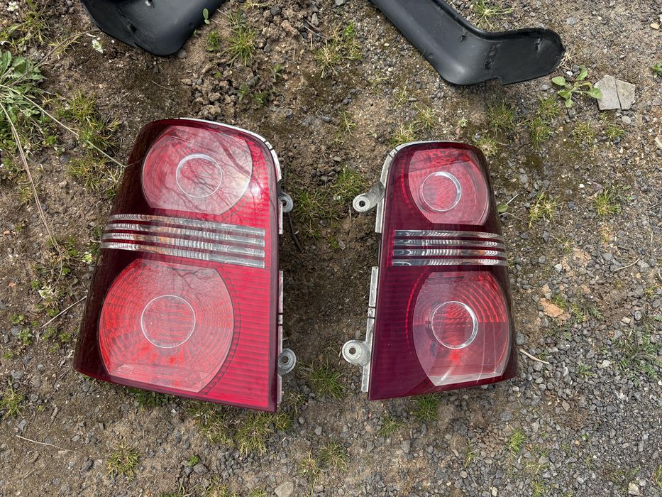 Lampi Vw Touran 2003-2010