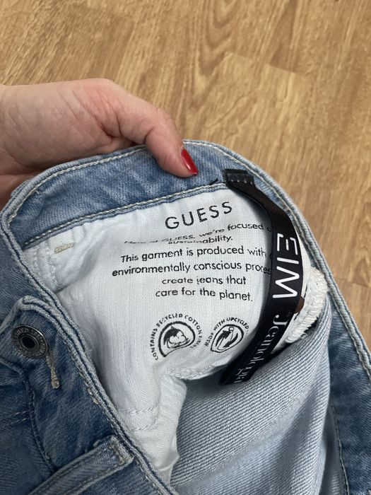 Blugi  dama Guess marimea 40