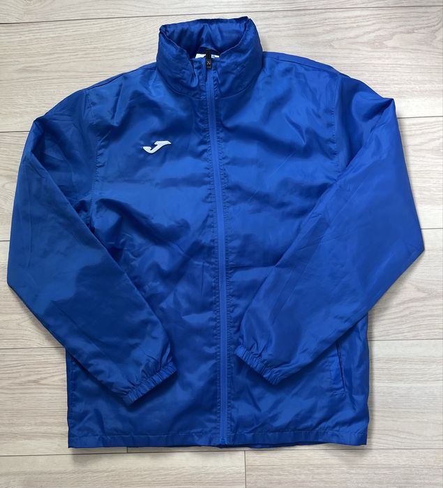 jacheta de vant joma