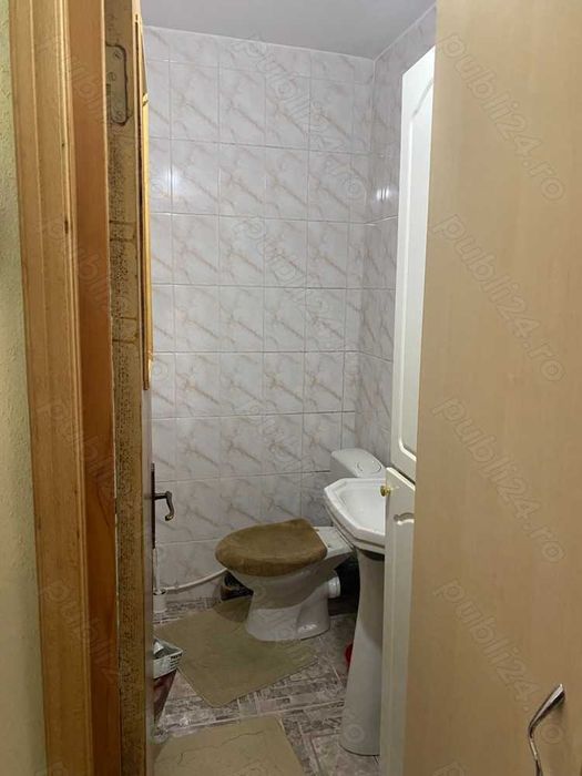 Vând apartament 3 camere - Plantelor - foarte spatios si luminos
