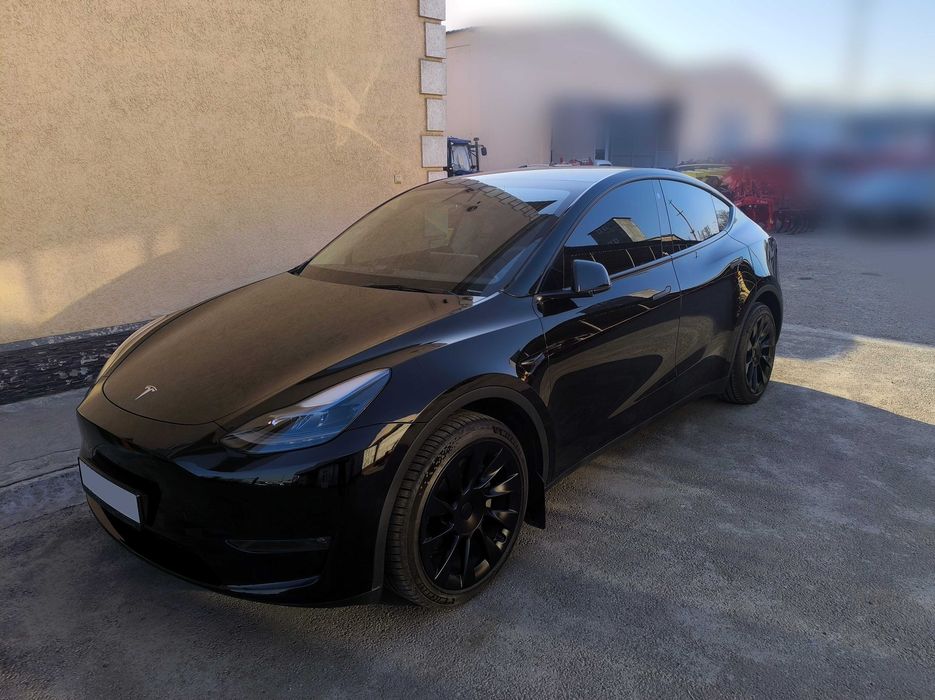 Tesla Y sotiladi SROCHNO | продается тесла