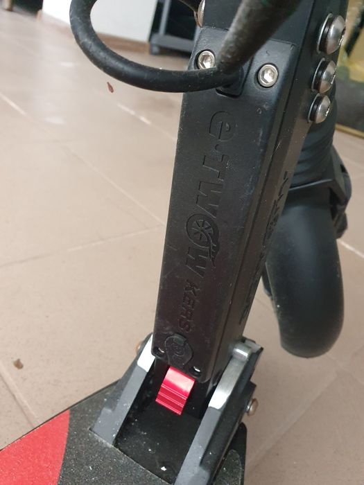 Trotineta electrica ETWOW Booster S2 - noua