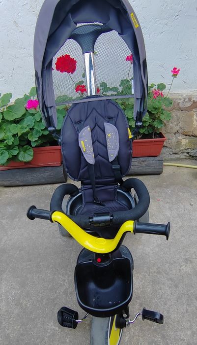 Сгъваема триколка chipolino чиполино вектор