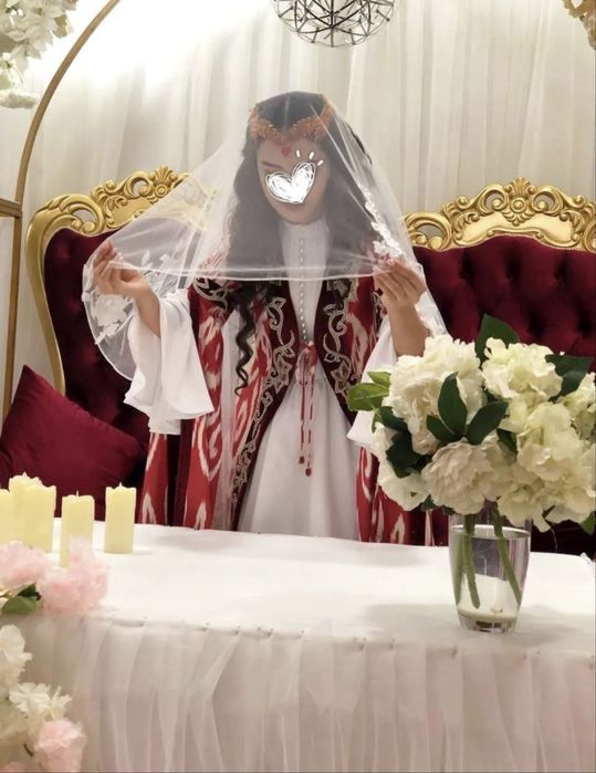 Продается Платье-Ансамбль для невест