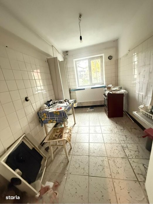 Apartament trei camere - parter - 72mp - Școala nr. 9